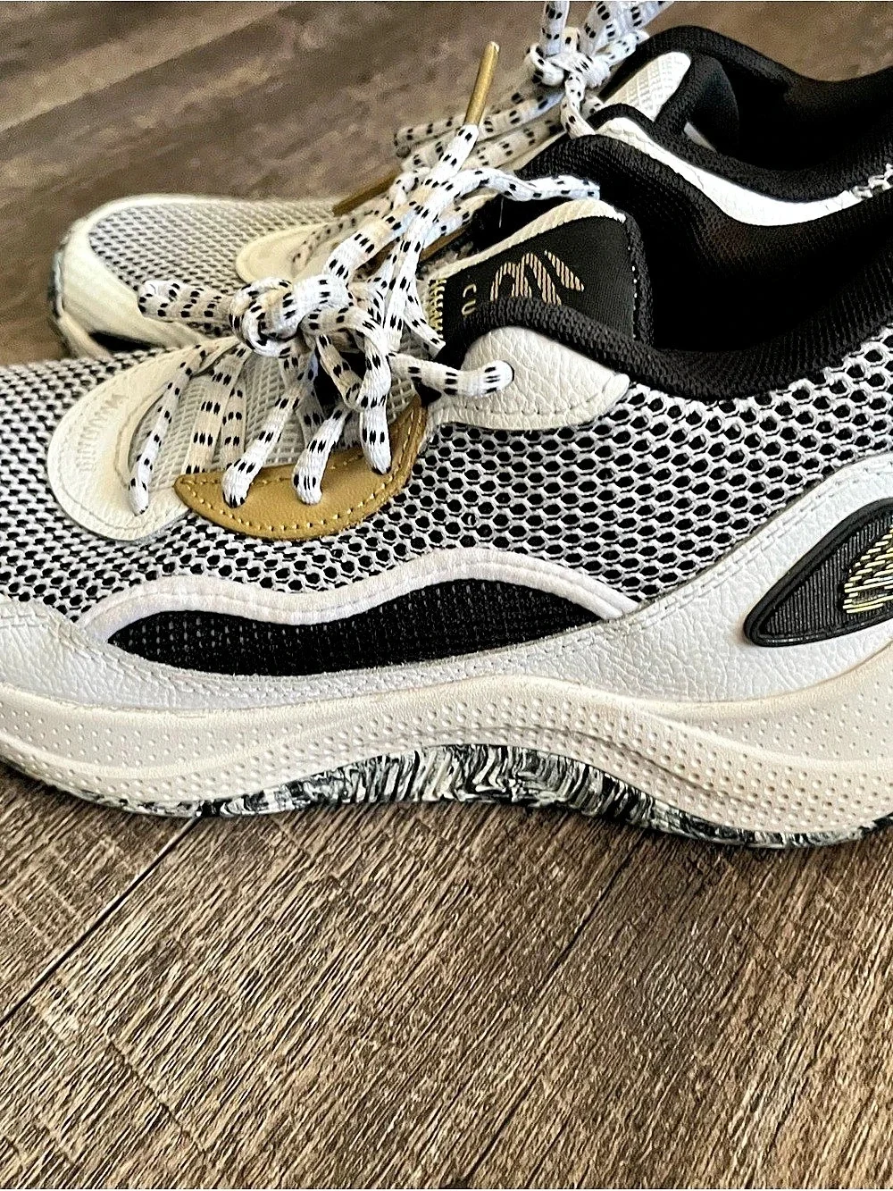 Under Armour curry brand